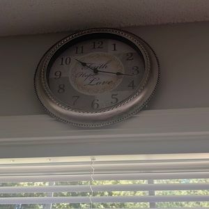 Meet your Posher, Mekides